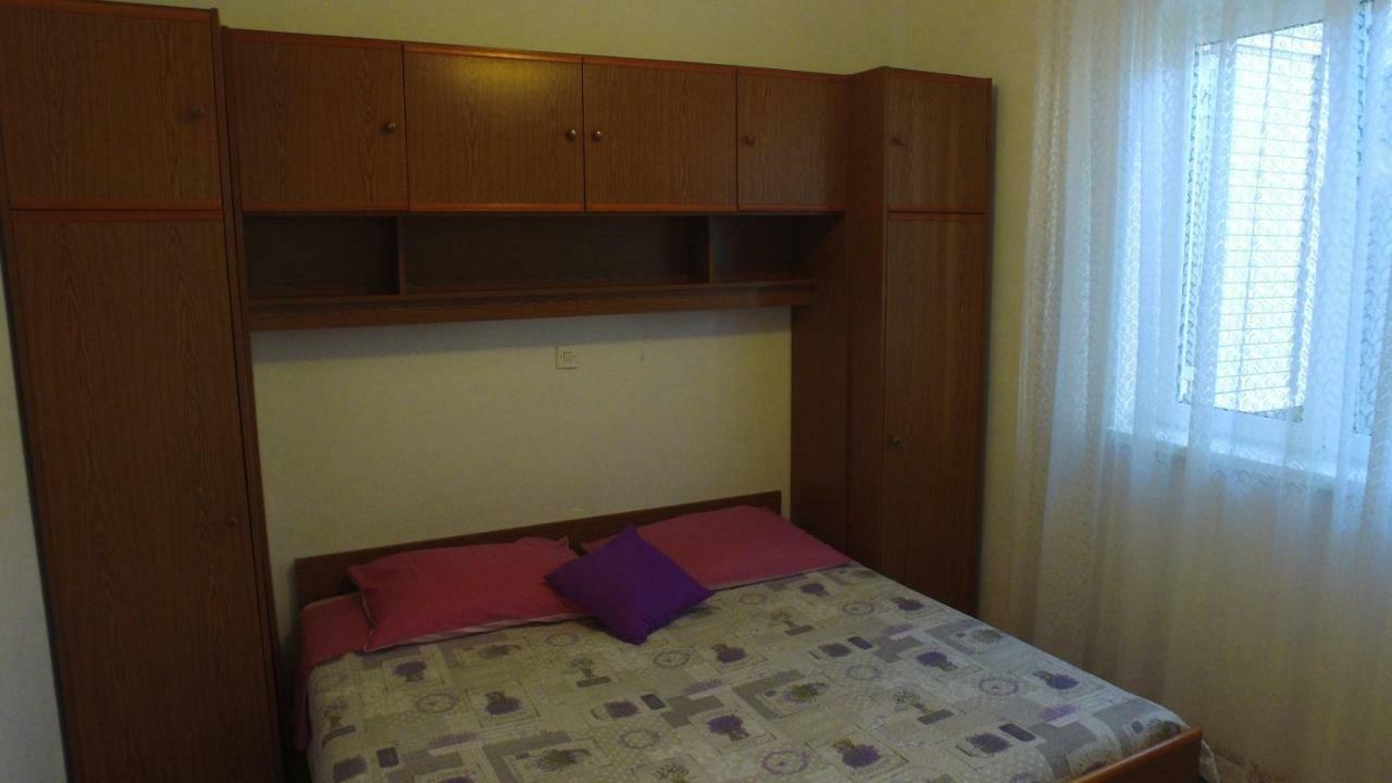 Apartment Karuza Rukavac Vis Esterno foto