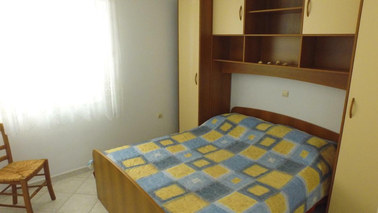 Apartment Karuza Rukavac Vis Esterno foto