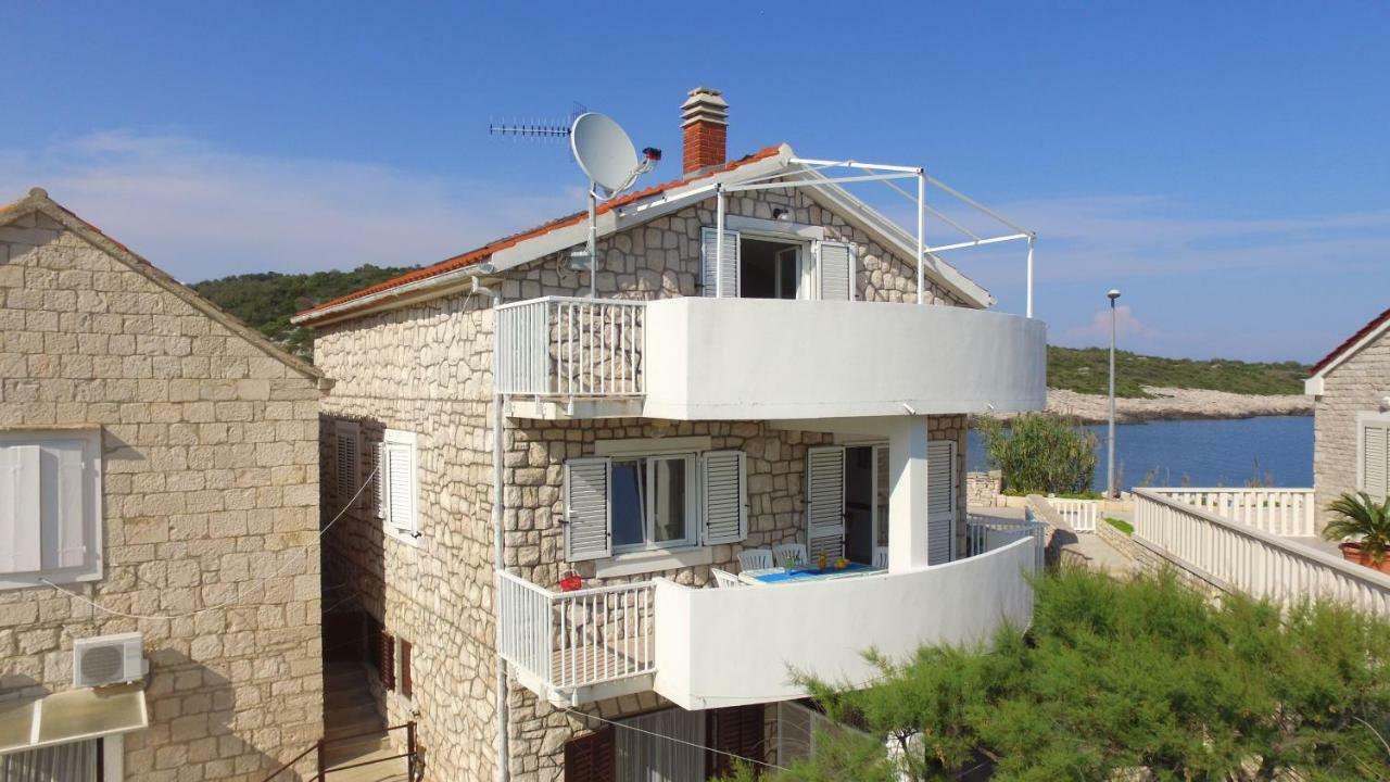 Apartment Karuza Rukavac Vis Esterno foto