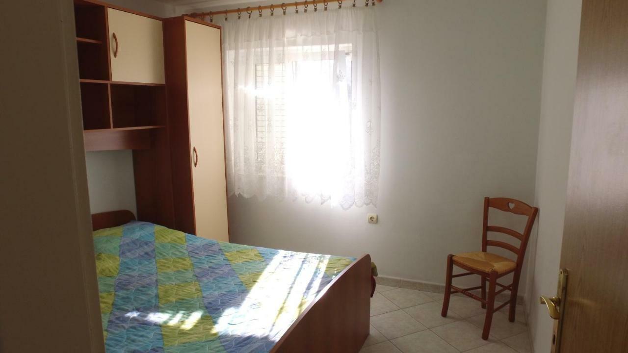 Apartment Karuza Rukavac Vis Esterno foto